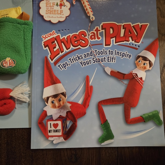 The Elf On The Shelf Claus Couture Frosted Fishing Hut Rock Roll Tools Tips Used - Picture 2 of 7